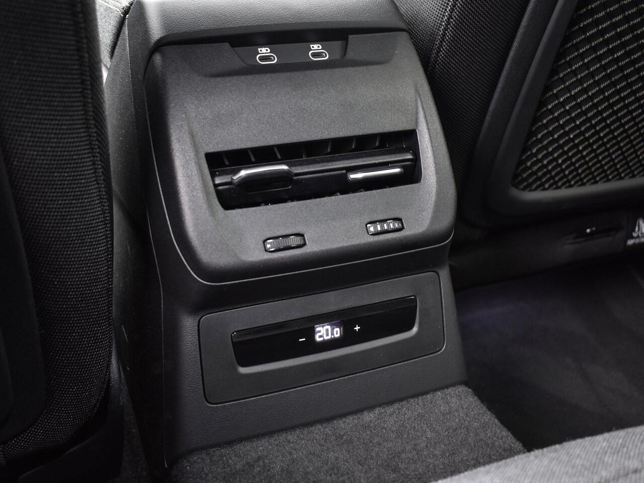 Audi A5 Avant 35 TFSI 2.0 150pk S-Tronic Edition One · S-line · 360 Camera · Bijrijdersscherm · Elek. Trekhaak · Elek. Achterklep · Dodehoek Detectie · 19'' Inch · Garantie t/m 12-02-2030 of 100.000km