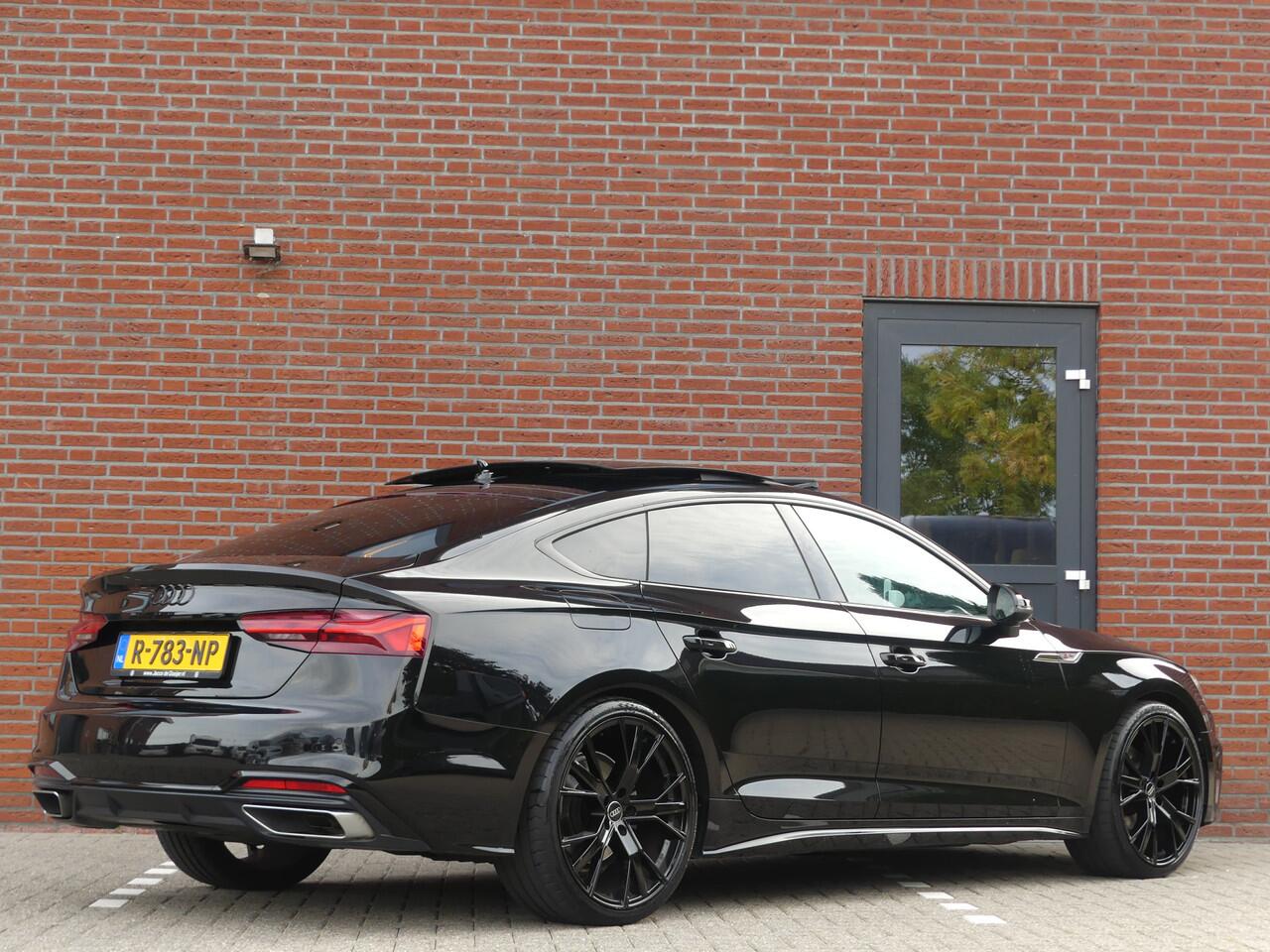 Audi A5 Sportback 35 TFSI S-Line / Panoramadak / 20 inch