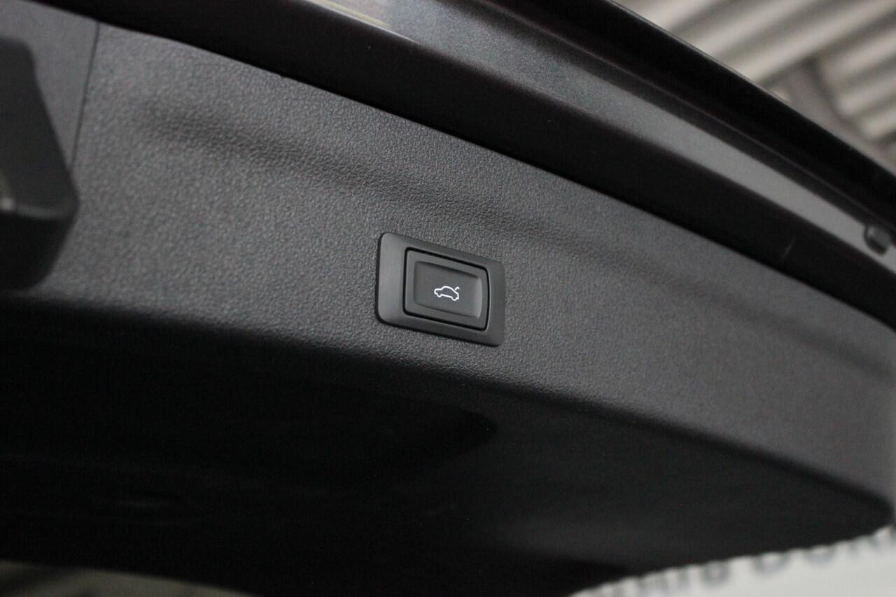 Audi A6 Avant 40 TFSI S-Line Edition 1e eigenaar | Pano | Black Optic | Virtual Cockpit | 20" LMV | Stoelverw. | Memory | Carplay | LED Matrix | PDC V+A