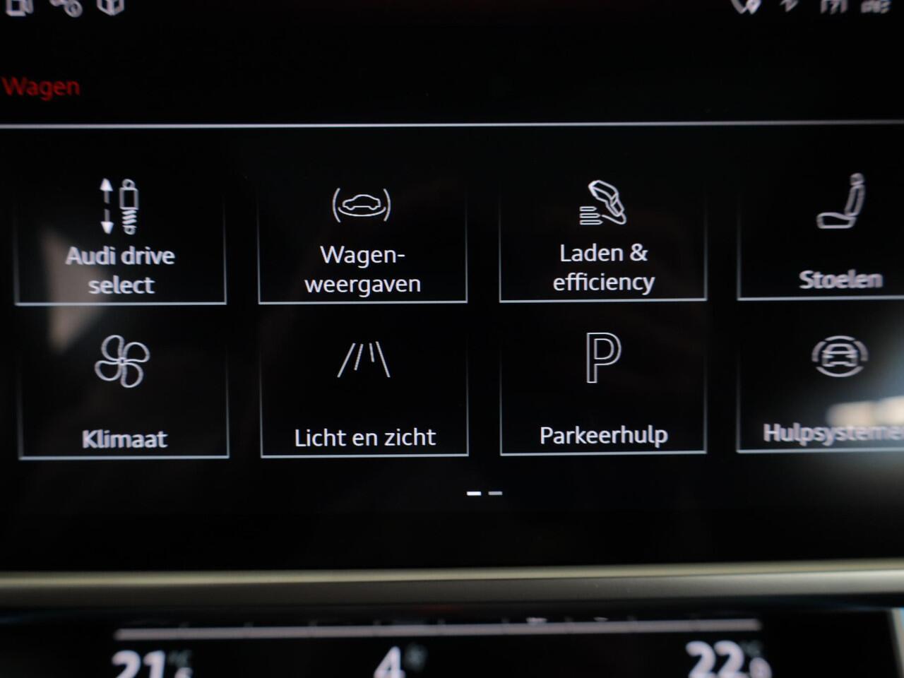 Audi A6 Avant 55 TFSI e quattro S edition 367pk | Panoramadak | Head up Display | Wegklapbare trekhaak | Adaptieve cruise controle | Parkeercamera