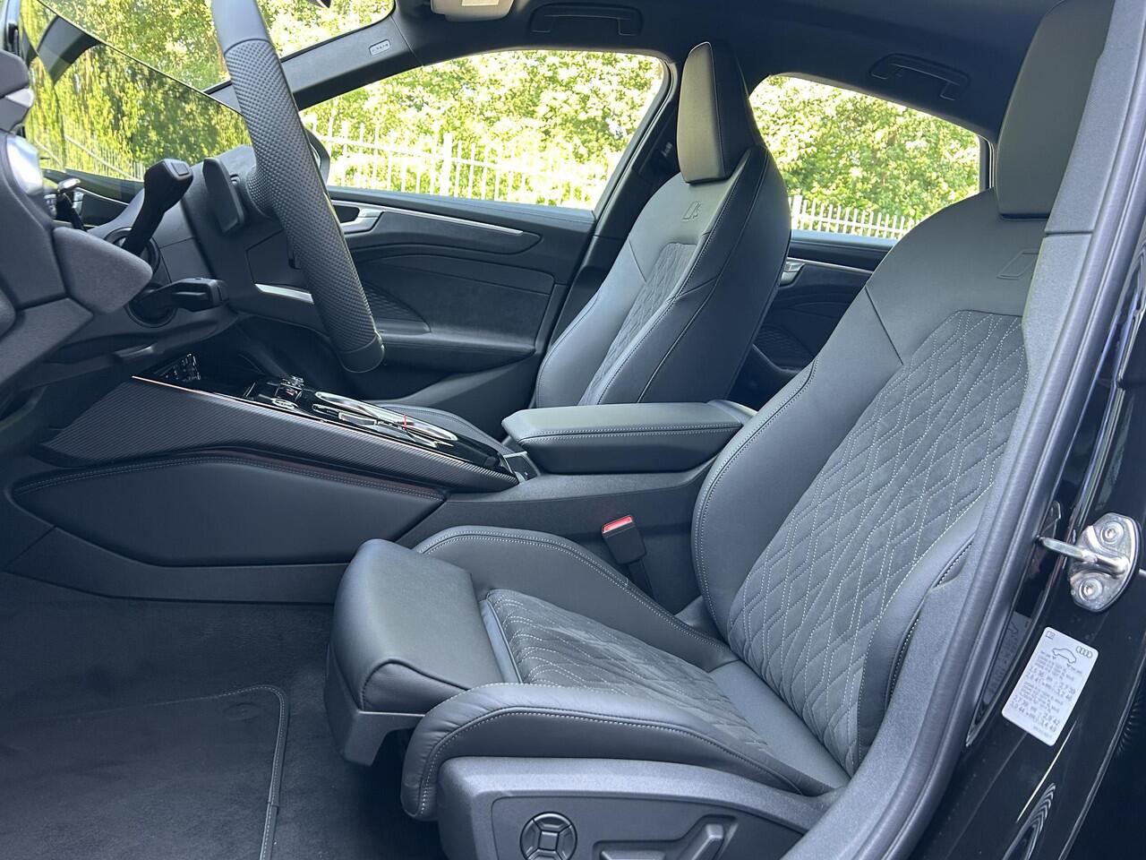 Audi A6 Limousine Pro Line 2.0 TFSI e 299 pk | Audi Sport velgen 21" | Sportstoelen Leder / Dinamica | Sfeerverlichting | S-Line