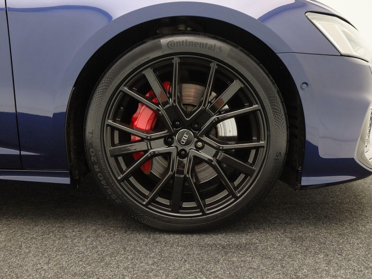 Audi A6 Avant 55 TFSi e 367 Pk quattro S-Line Competition | LED | Carplay | Adaptive Cruise | Stoel Verwarming | Elektrische Achterklep | Camera | Parkeersensoren | 20 Inch | 77.662 Km!