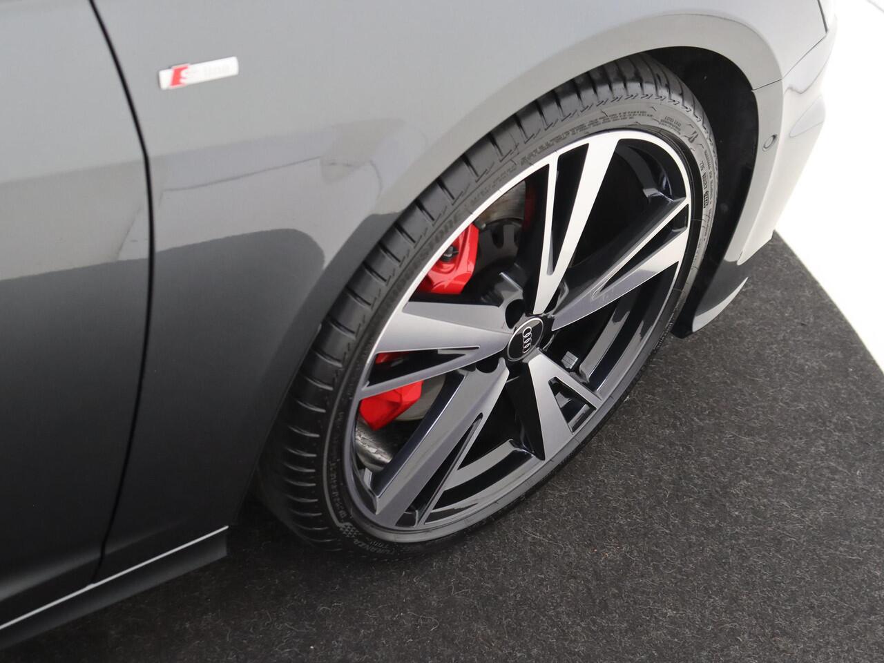 Audi A6 Avant 55 TFSI e quattro Pro Line S Competition | Panoramadak | Trekhaak | Head-up display | Bang & Olufsen | 4-zone inclusief stoelverwarming achter | Parkeerassistent | LED matrix verlichting |