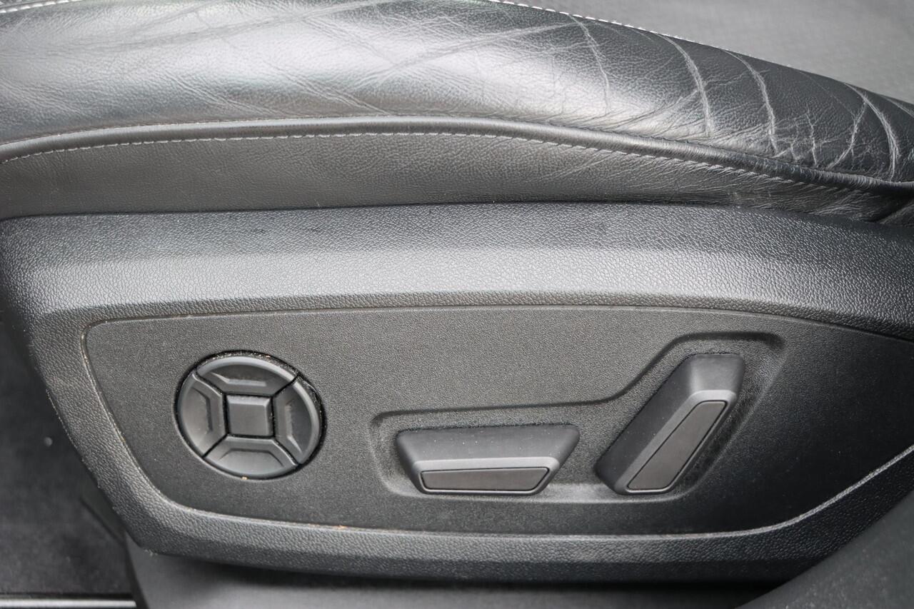 Audi A6 Avant 55 TFSI e Quattro S Edition Competition 367pk S-Tronic