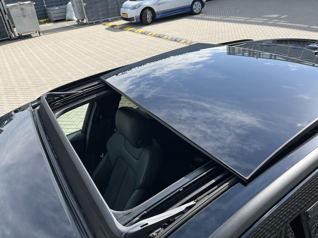 Audi A6 Avant 55 TFSI e quattro Competition / Panoramadak / 360 Camera / 3x S-line / Dodehoek / Lichtmetaal 19 inch / Zwenkbare trekhaak /