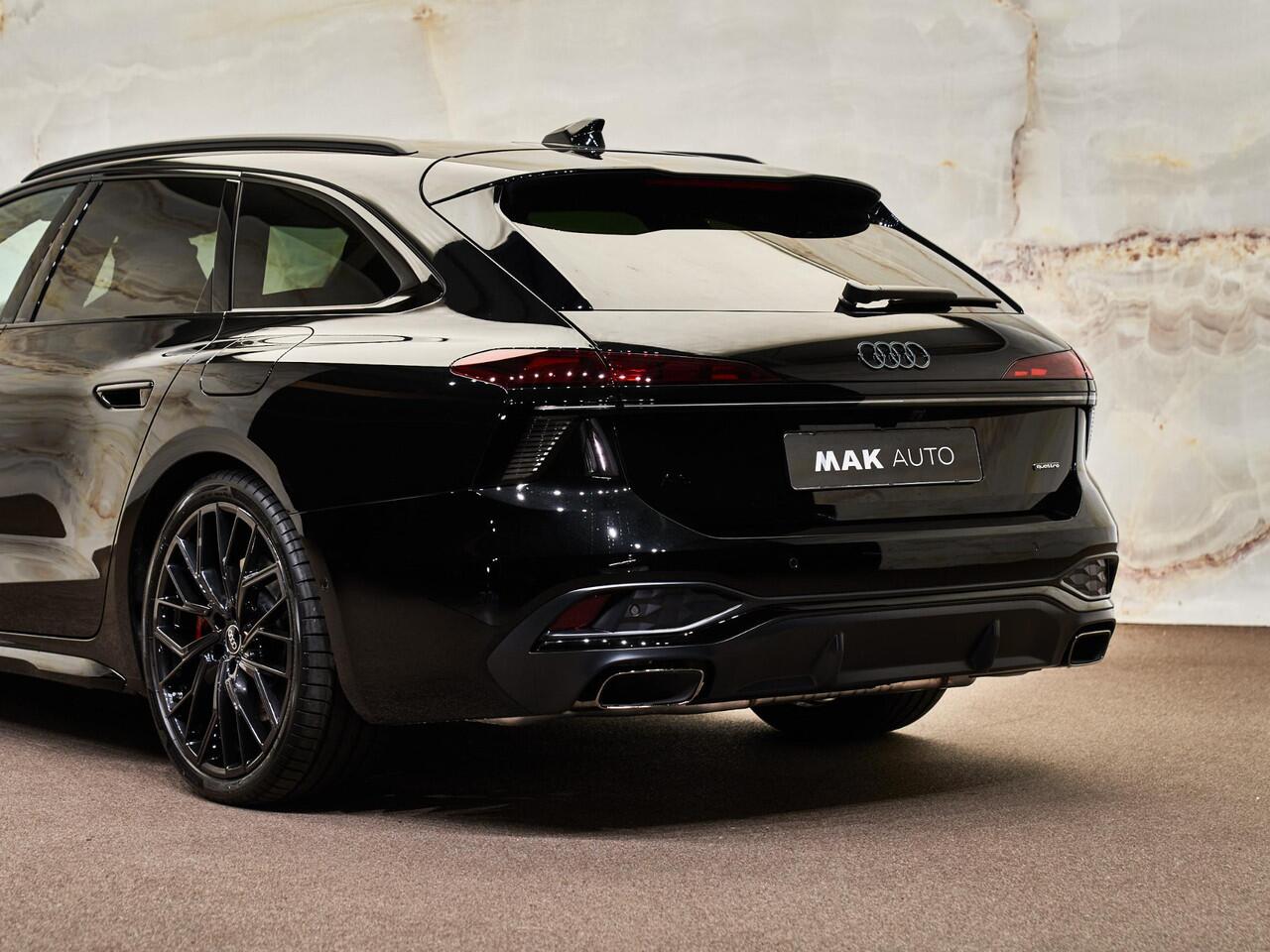 Audi A6 Avant E-Hybrid Quattro S Edition Competition, Edition 1, 21", pano, luchtv., tr.haak, B&O, luchtv., OLED, matrix-LED, memory, massage, HUD, privacy