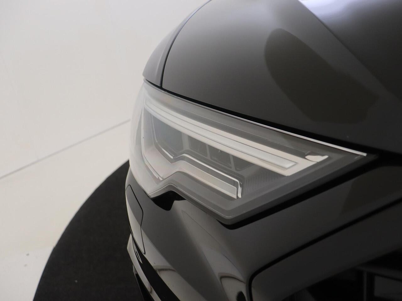 Audi A6 Avant 50 TFSI e quattro S edition Competition | SoH 97% | Head-up display | 360 camera | 4-zone airco | Soft-close portieren | Parkeerassistent | Dodehoek detectie | Keyless | Adaptieve cruise control |