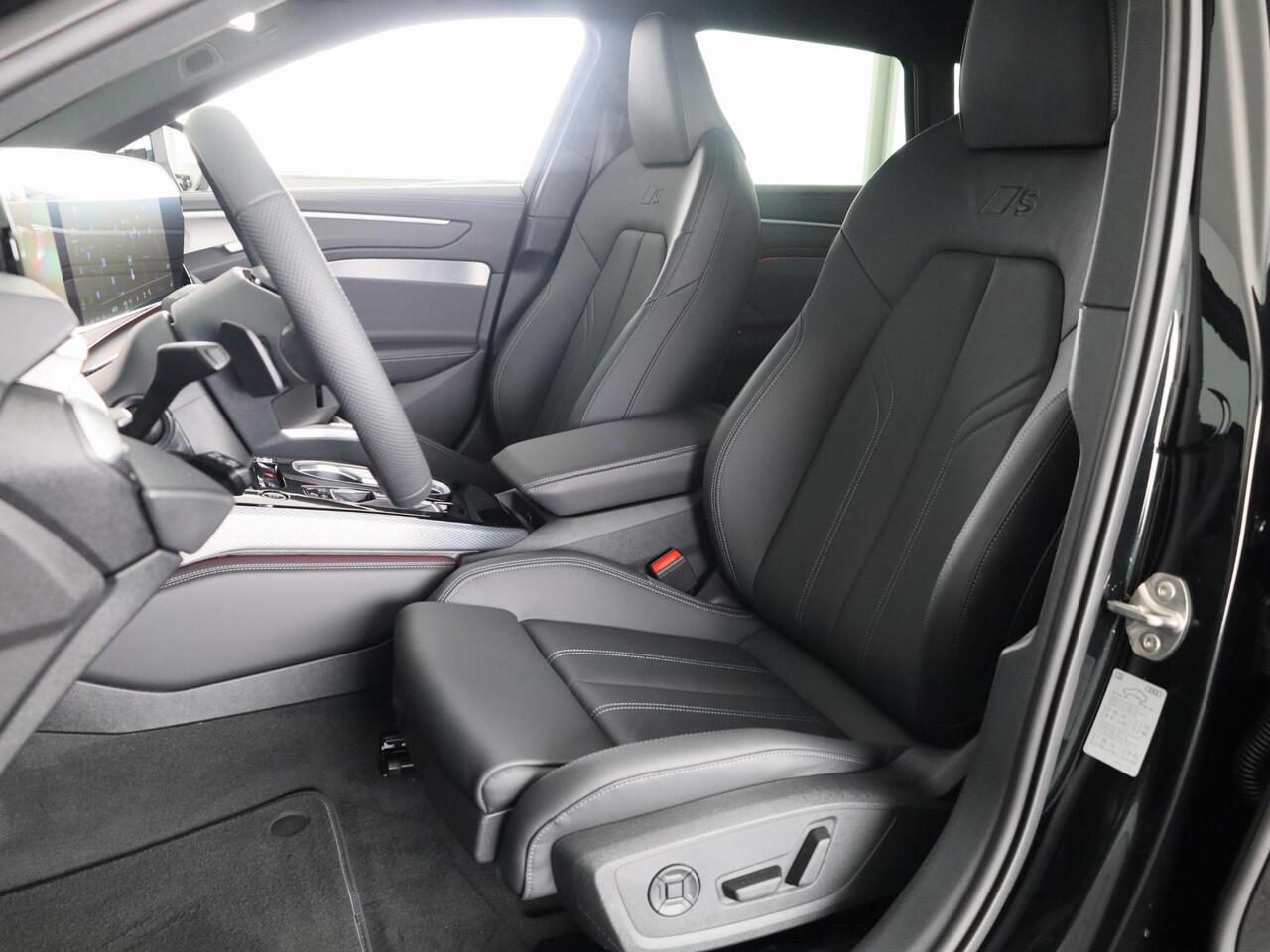 Audi A6 Avant S edition e-hybrid 299 pk | Techniekpakket plus | MMi experience pro | Elektrische stoelen | Privacy glas |