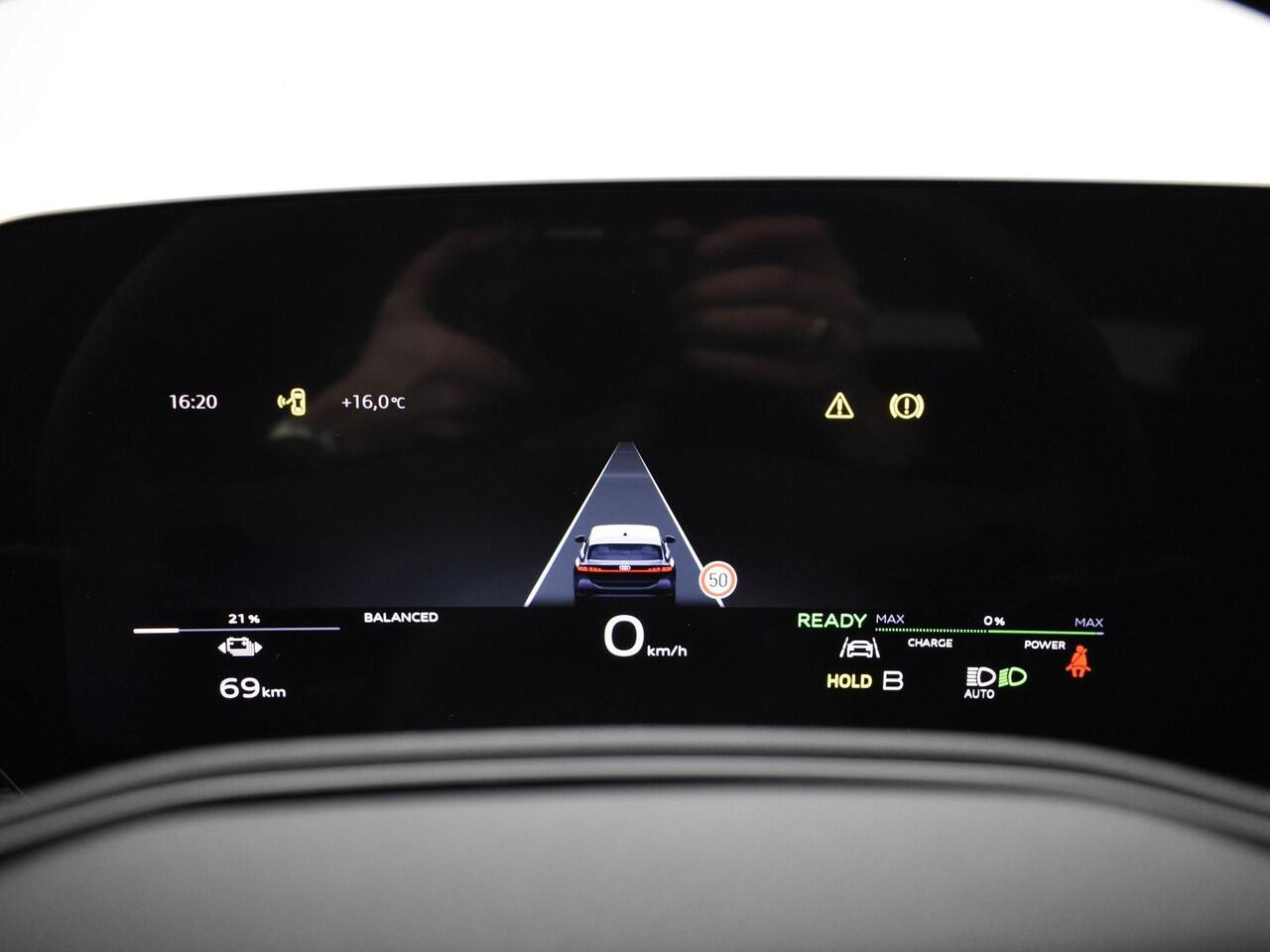 Audi A6 e-tron Avant Advanced edition e-tron 367 PK 100kWh · Tech plus pakket · Sportstoelen leder · Privacy glas · Optiekpakket zwart plus · MEGA Sale