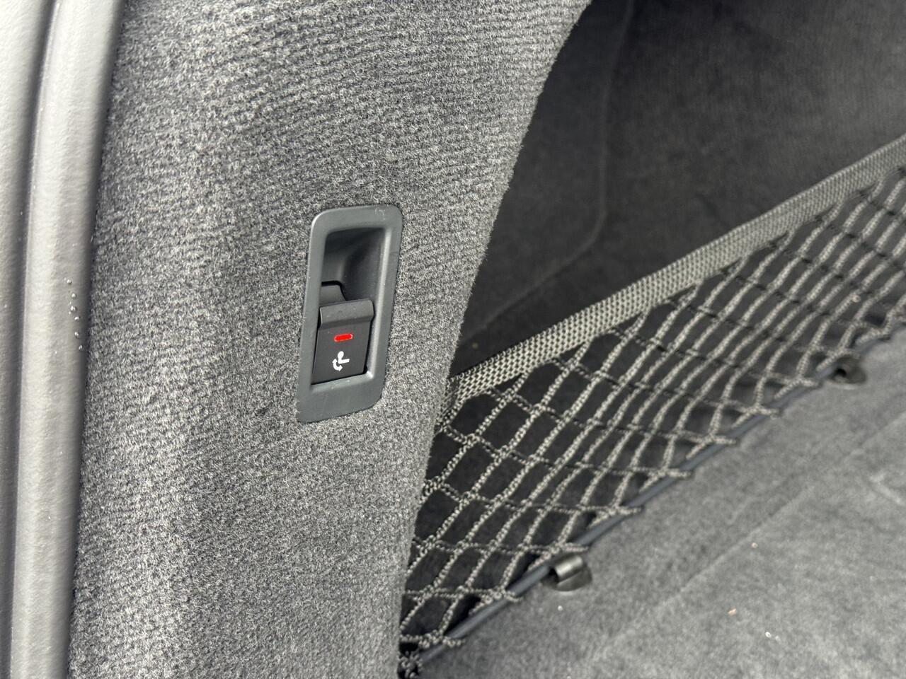 Audi A6 Avant 50 TFSI e quattro S edition | Trekhaak | B&O | Carbon