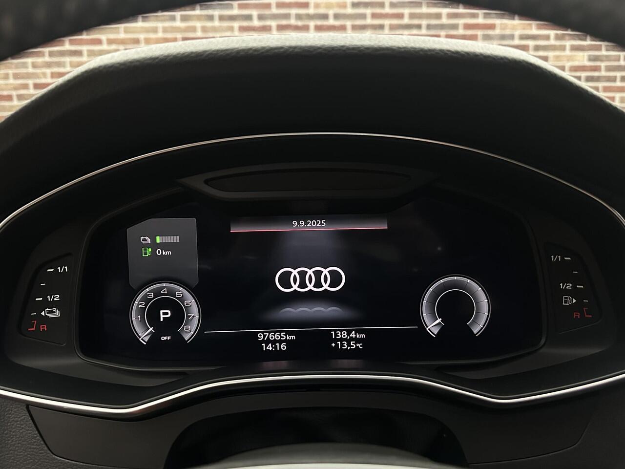 Audi A6 Avant 55 TFSI e quattro Competition Panorama Memory S6 Sfeer