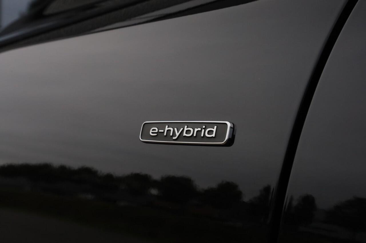 Audi A6 Limousine e-hybrid Competition Trekhaak l Massage l Pano.dak