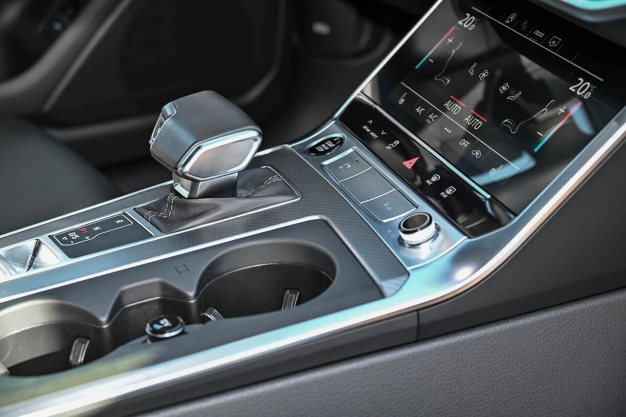 Audi A6 Avant 45 Quattro 3.0 TDI 245 PK V6 ACC Panoramadak Sportstoelen Memory Camera Virtual Cockpit