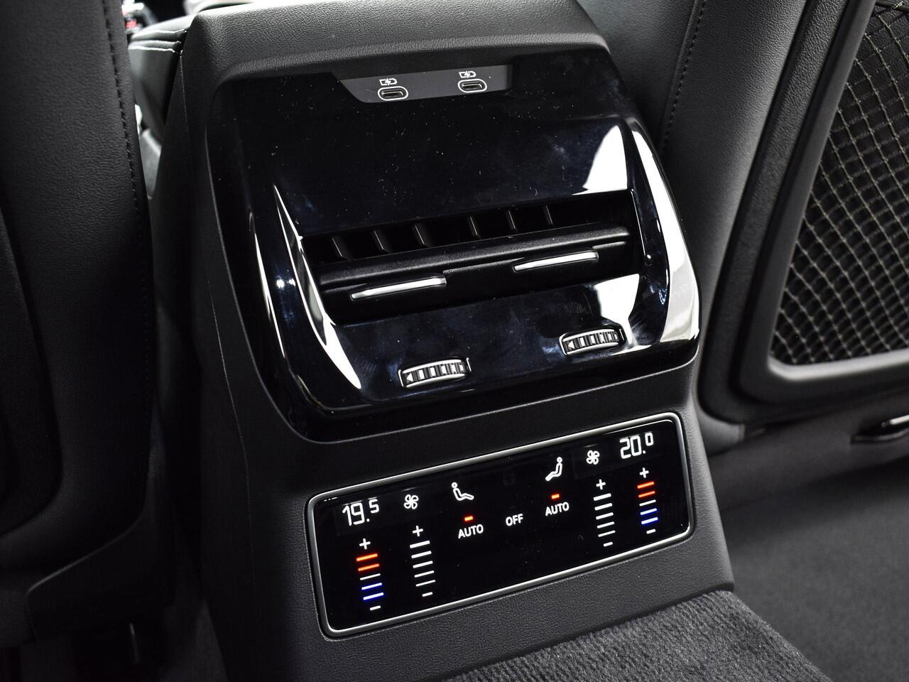 Audi A6 Limousine 2.0 e-hybrid quattro S Edition 299 PK · Elektrisch verstelbare stoelen · Tech plus · 20" LM Velgen · S-interieur sportstoelen zwart leder