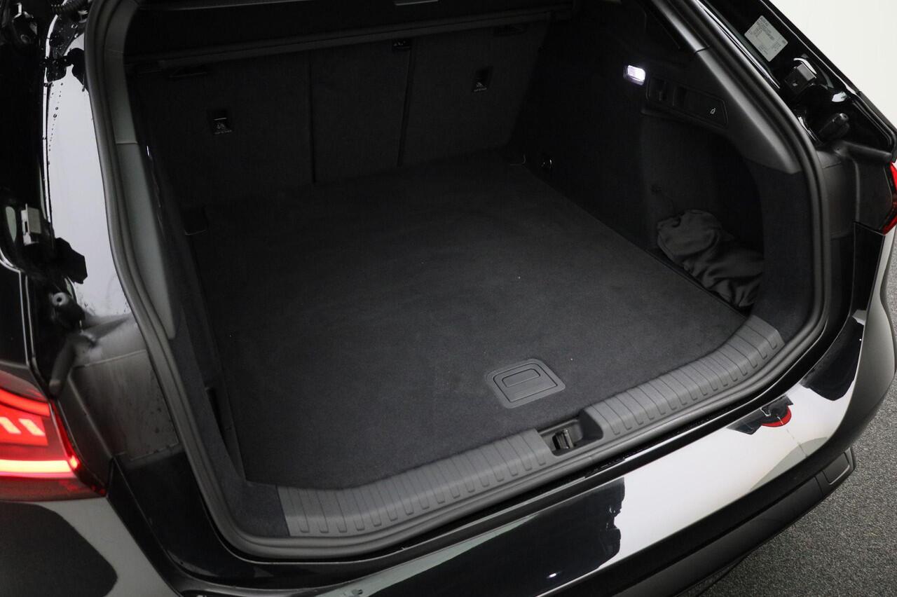 Audi A6 Avant e-tron S edition e-tron 100kWh 367 PK · Tech pro · Panorama-glasdak · Sportstoel plus leder zwart · Stoelmassage + ventilatie