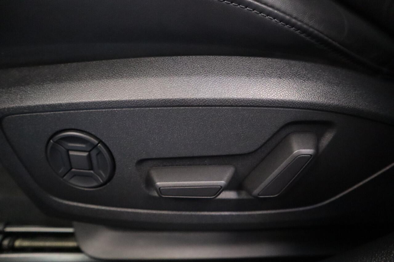 Audi A6 Limousine 55 TFSI e Quattro Pro Line S Competition 367pk Panorama Navigatie Cruise Control Volleder interieur Stoel/Stuur verwarming. 24 maanden garantie mogelijk (*vraag naar de voorwaarden)