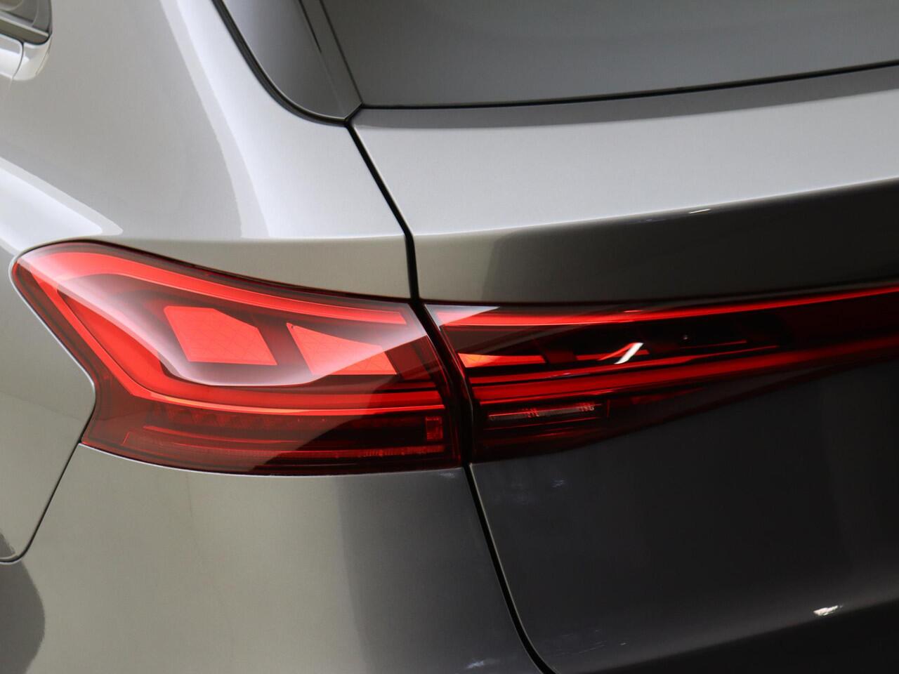 Audi A6 Avant e-tron edition performance 100 kWh | Panoramadak | Trekhaak | Bang & Olufsen | 360 camera | Head-up display | 3-zone airco | Stoel- en stuurwielverwarming | Keyless |