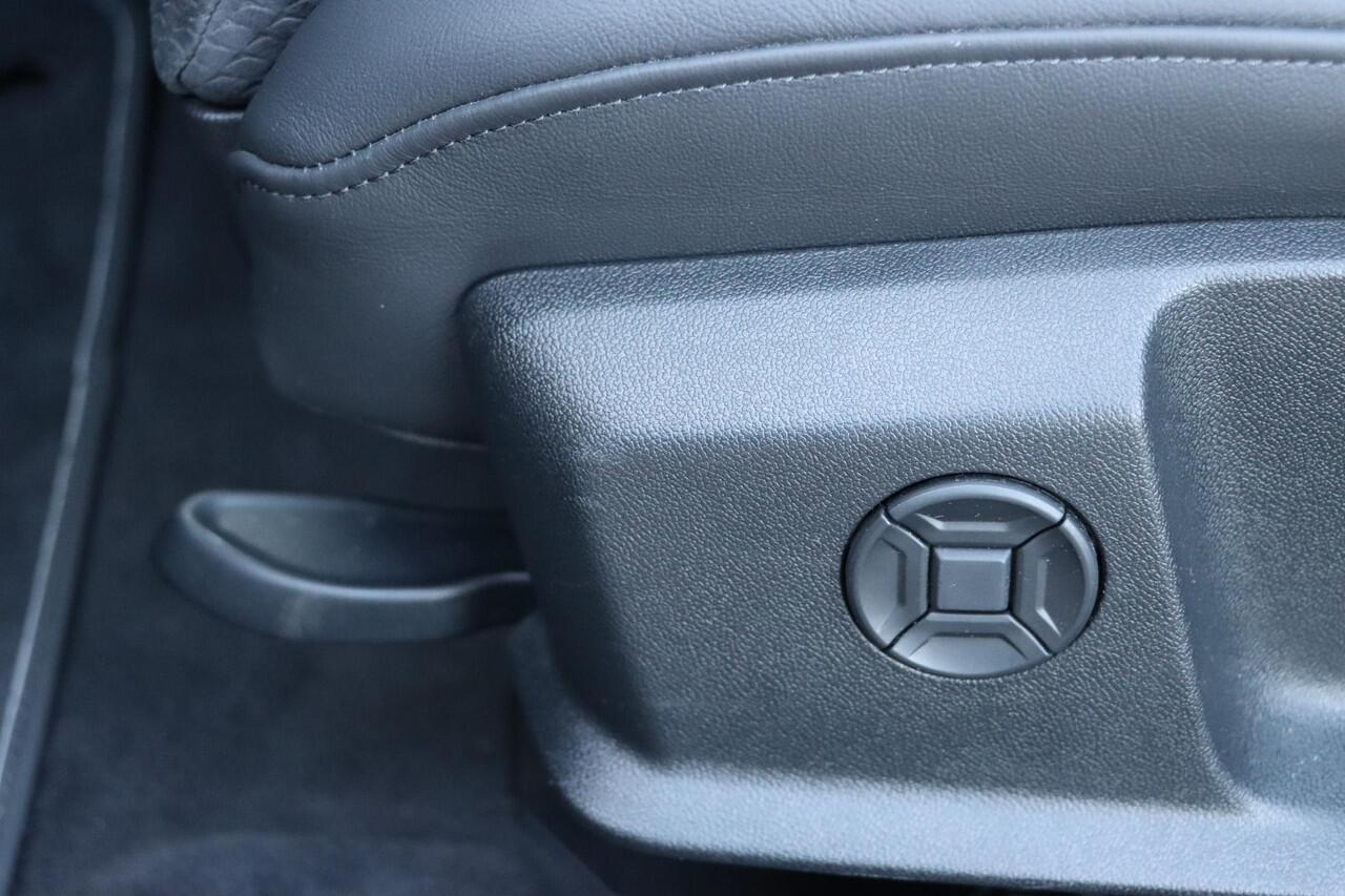 Audi A6 Avant 55 TFSI e quattro S Edition Competition 367pk