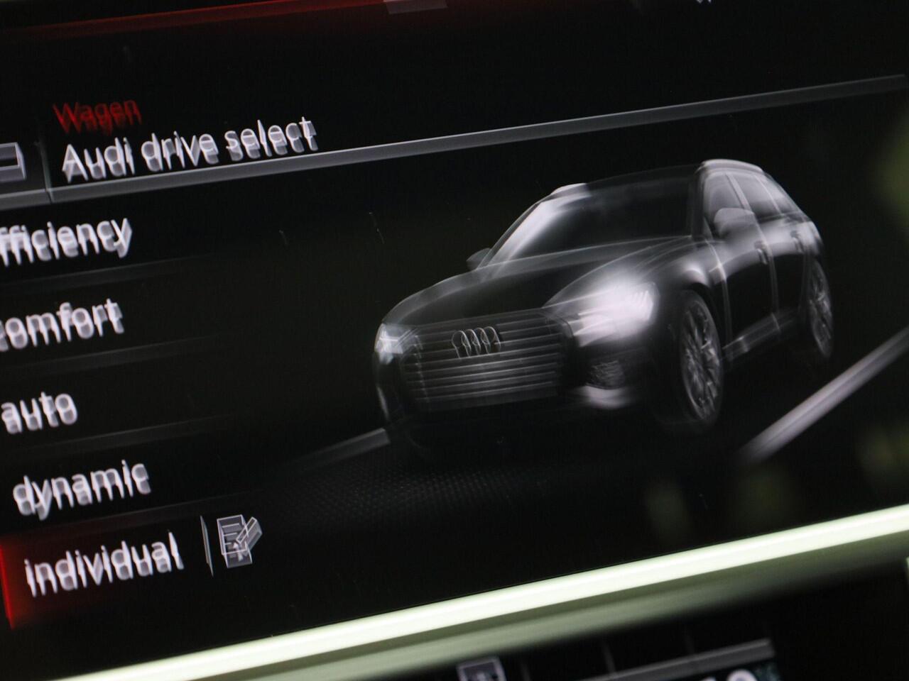 Audi A6 Avant 50 TFSIe 220kW/299PK quattro S Line · Panoramadak · Adaptive Cruise Control · Apple Car Play · Camera · Leder/Alcantara · Drive select