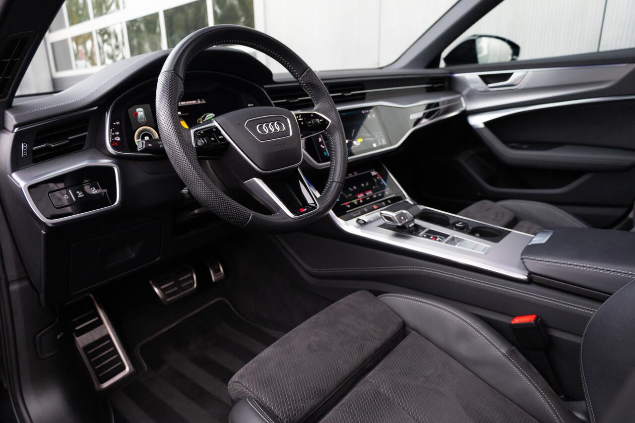 Audi A6 Avant 55 TFSI e 367 pk Quattro Competition S-Line / HD-Matrix-LED/ Pano-Dak/ 360-Camera/ Adap.Cruise/ Black-Optiek/ Sport-Stoelen/ Stoel.Verw/ 20'' LMV
