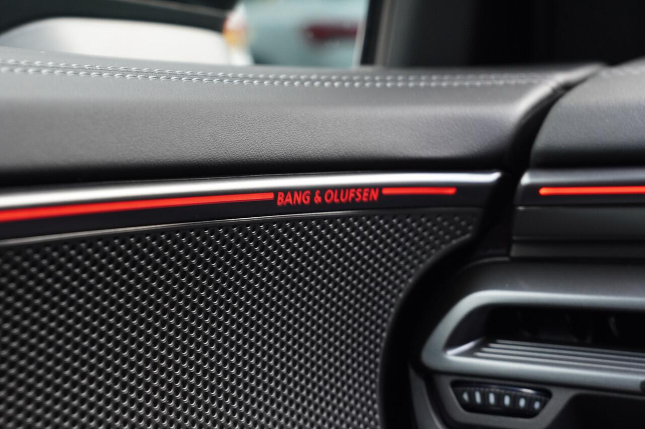 Audi A6 Avant Competition e-hybrid Quattro 270KW - PERF. S SEATS - VIERWIELBESTURING - PANODAK - B&O - TREKHAAK - LUCHTVERING -