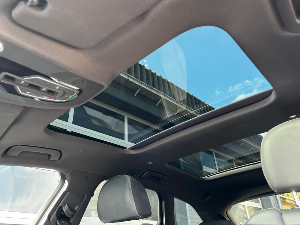 Audi A6 55TFSi 367pk Full S-line Matrix Sport Panorama 360gr. cam 21LM