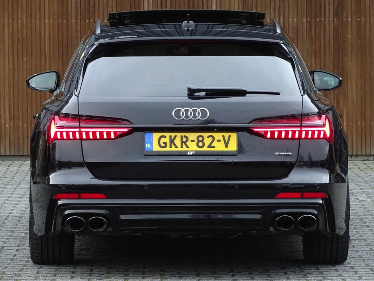 Audi A6 Avant 55 TFSI e 367PK Quattro / S6 Edition / Competition / LED