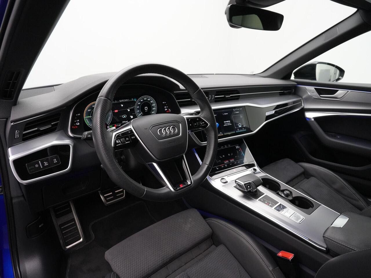 Audi A6 Avant 55 TFSI e 367 pk S-tronic quattro Pro Line S Competition / S-Line | Panoramadak | Trekhaak | Demperregeling | Geheugenstoel | HD-Matrix LED | Head-up display | 360 camera | Bang & Olufsen | Leder/alcantara