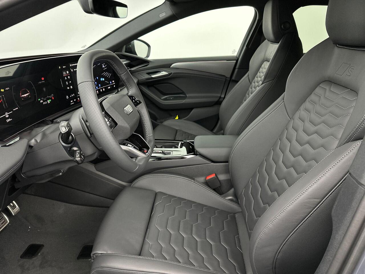 Audi A6 Avant e-tron S edition e-tron 100kWh 270 kW / 367 PK Avant Elek