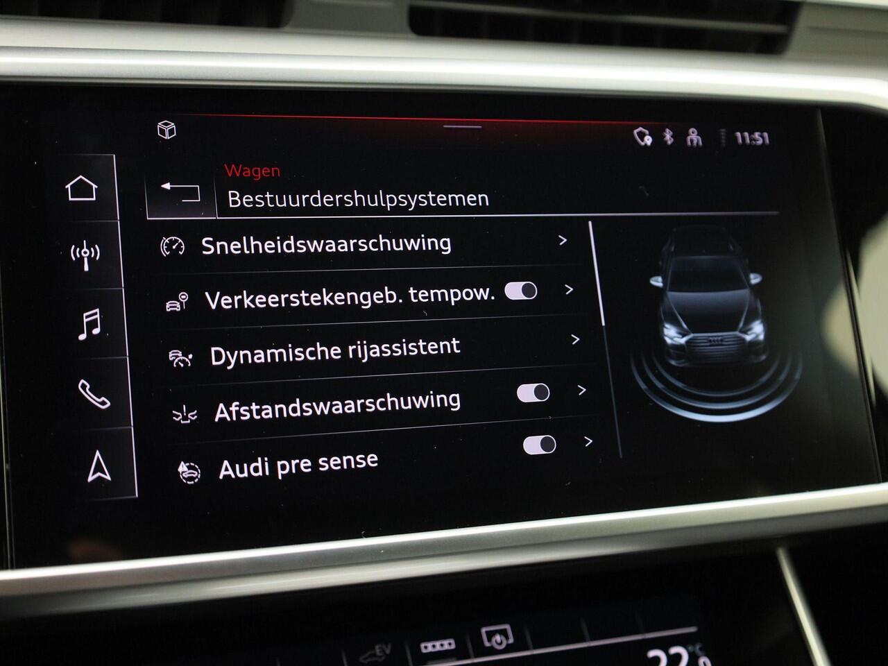 Audi A6 Avant 55 TFSIe 270kW/367PK quattro S Line · Navigatie · Apple Car Play · Camera · Trekhaak · Zwart optiek · TOPDEAL