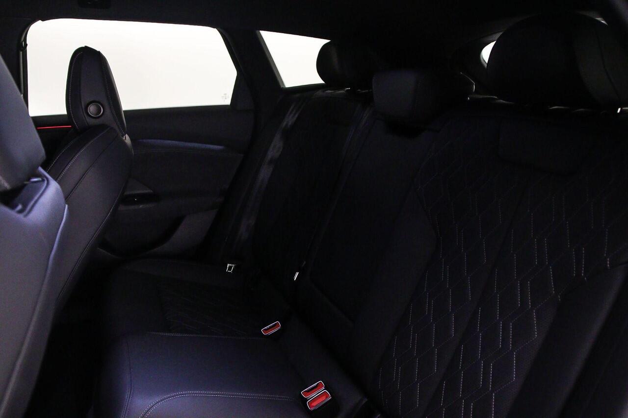 Audi A6 Avant e-tron S Edition performance 100 kWh | B&O | Tech Plus | Head Up | 21 inch | Matrix LED | Stuurverwarming | S Line | 360 Cam | Keyless |