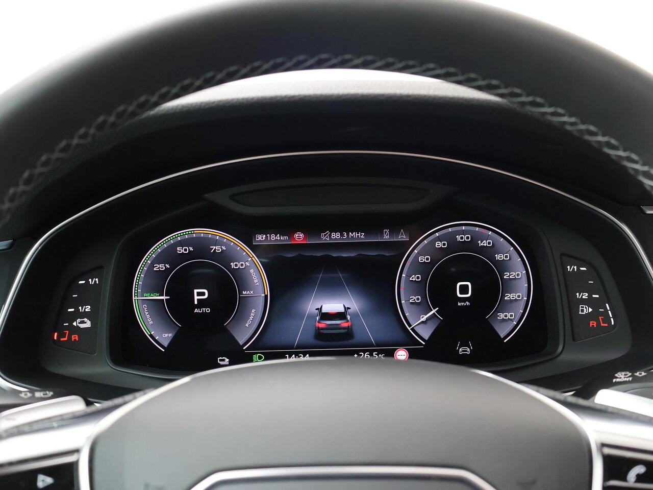 Audi A6 Avant 55 TFSI e quattro S edition Competition | 367 PK | Achteruitrij camera | Trekhaak | Electrisch panoramadak