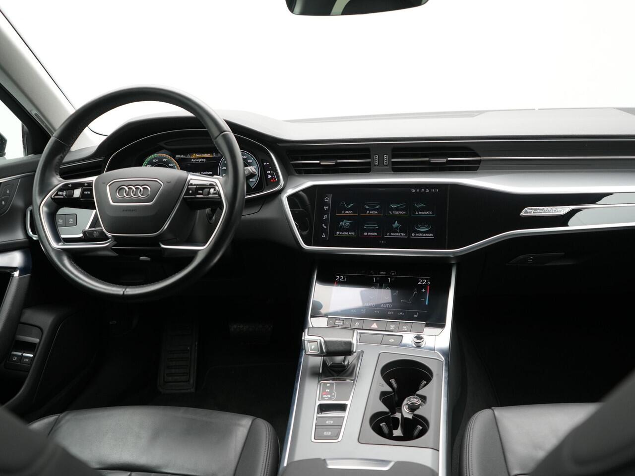 Audi A6 Avant 50 TFSI e quattro Proline Plug In Hybrid 300pk Dealer O.H PHEV | Adaptive Cruise | Camera | Keyless | Lederen Sportstoelen Verwarmd | Apple Carplay | Navigatie | Front Assist | Virtual | DAB | 19"L.M |