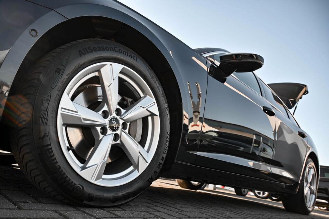 Audi A6 Avant 45 Quattro 3.0 TDI 245 PK V6 ACC Panoramadak Sportstoelen Memory Camera Virtual Cockpit