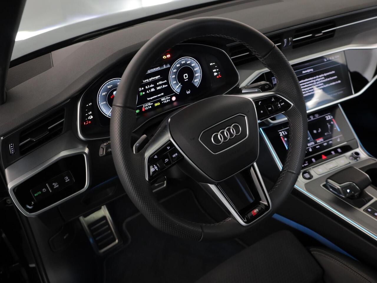 Audi A6 Avant 55 TFSI e quattro S edition 367pk | Panoramadak | Head up Display | Wegklapbare trekhaak | Adaptieve cruise controle | Parkeercamera