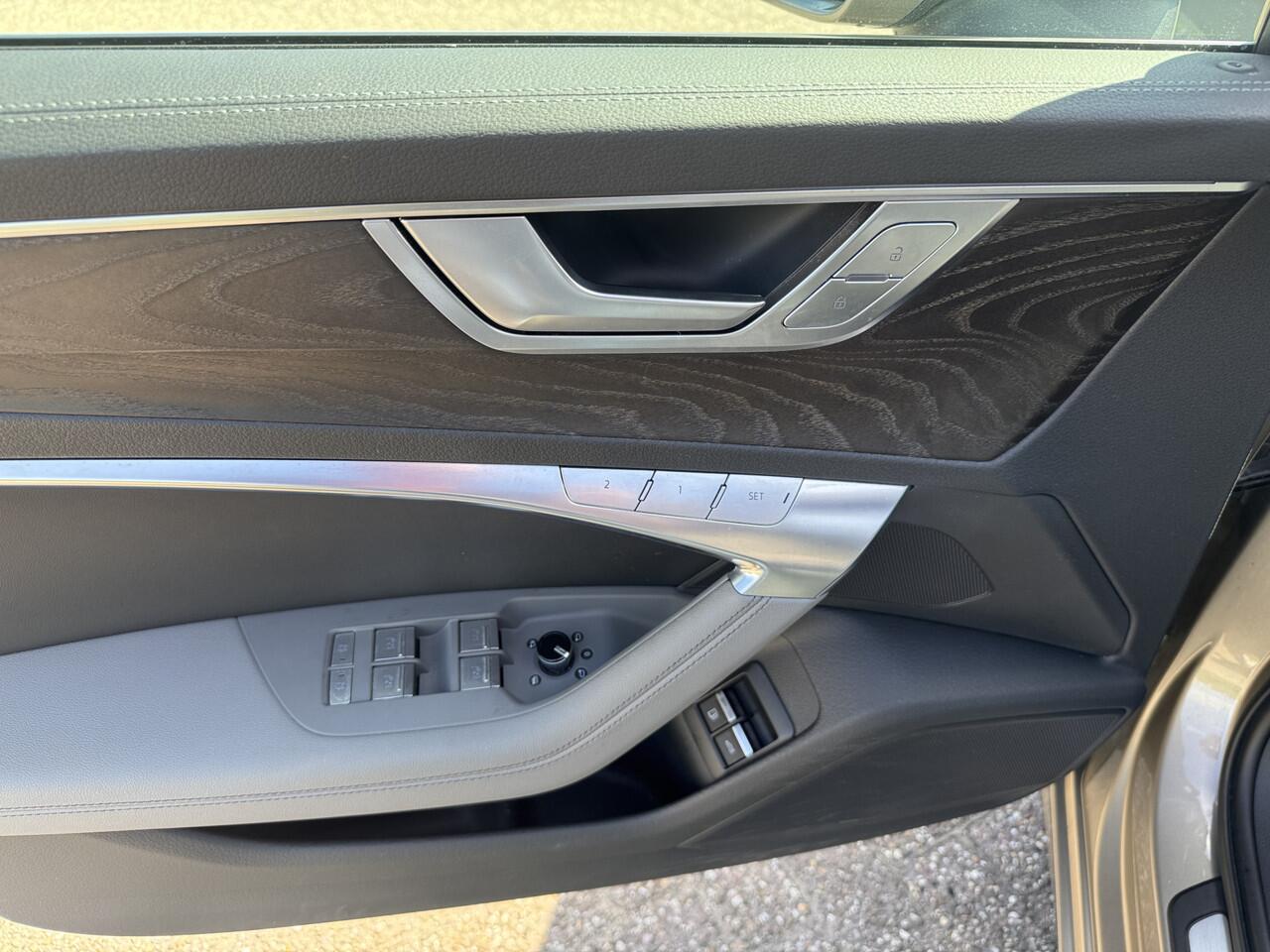 Audi A6 Limousine 50 TFSI e quattro S edition Pano/Carplay NL Auto