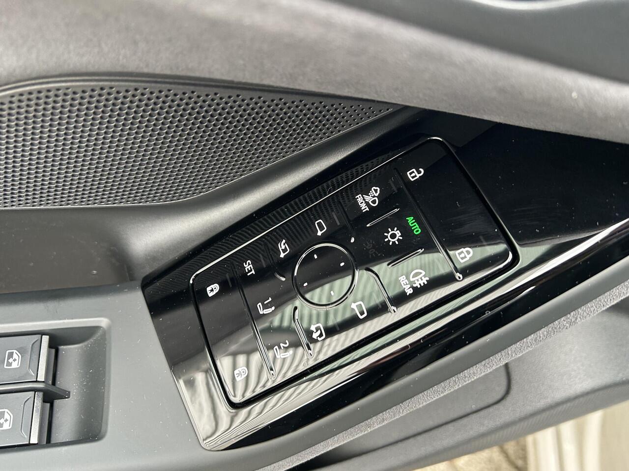 Audi A6 e-tron Avant S edition (C1) e-tron 100kWh 270 kW / 367 PK Avan | Stoelverkoeling-verwarming | Glazen Dak | Massage | Elektrische Stoelen | Sportstoelen | Memory Seats | Matrix |