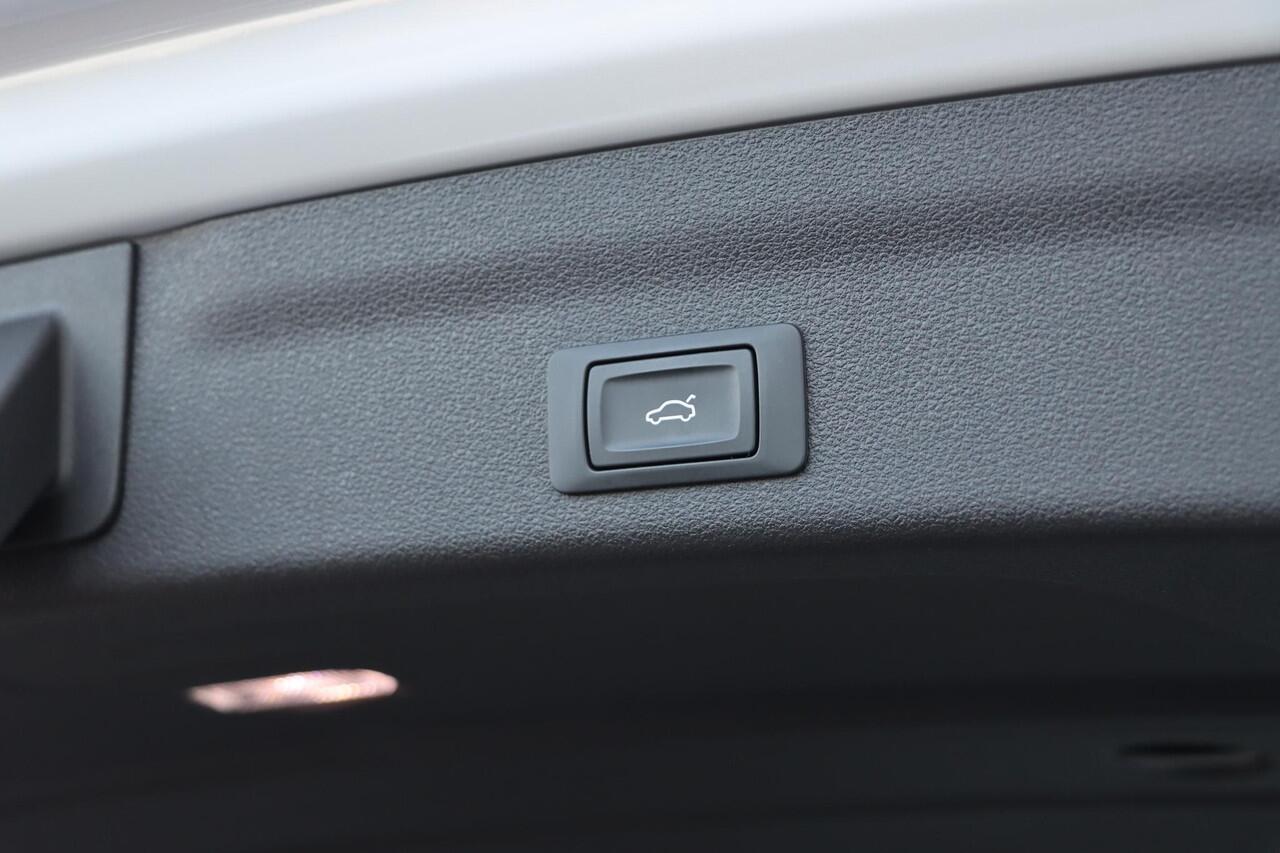 Audi A6 Avant 55 TFSI e quattro S Edition Competition 367pk