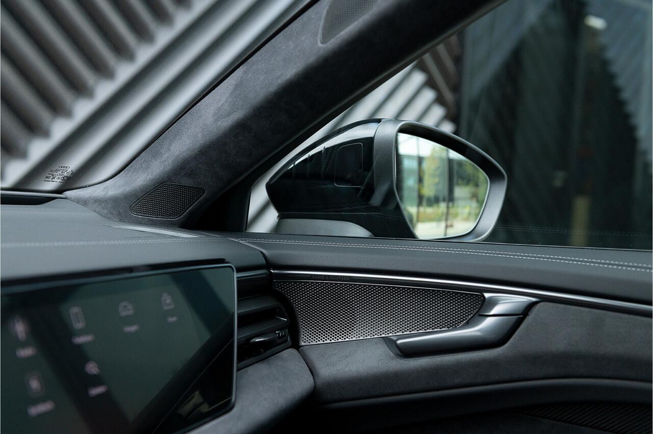 Audi A6 Avant 2.0 e-hybrid quattro 270 KW S edition Competition ACC B&O 3D S Stoel 360 Camera Pano Luchtv. Vielwielbes. AmbientPro Trekhaak FULLOPTION