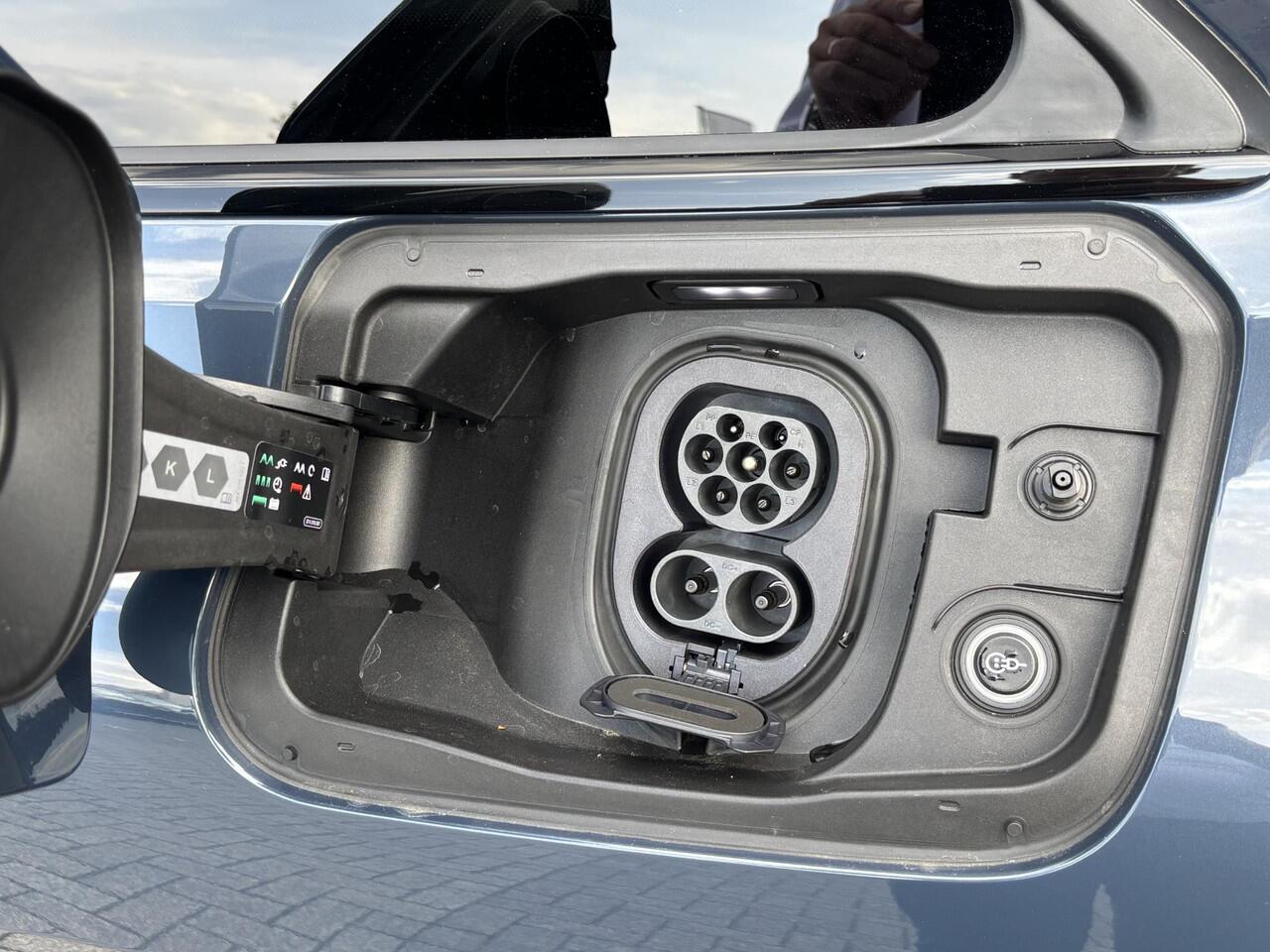 Audi A6 e-tron Avant Advanced edition (C1) e-tron 100kWh 270 kW / 367 Audi A6 Avant e-tron Advanced edition 270 kW/367 pk 100kWh