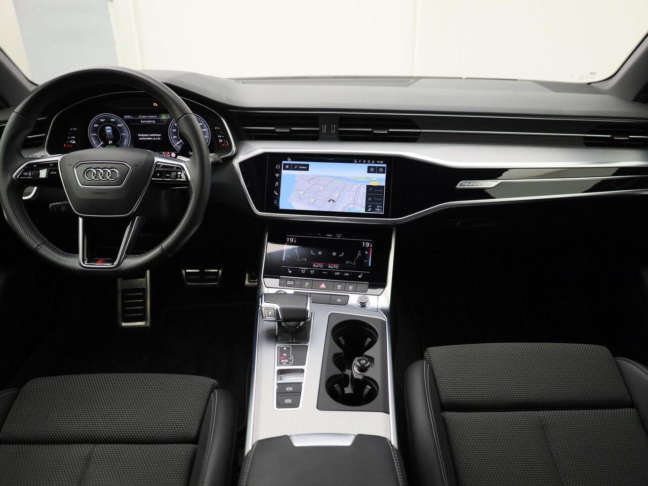 Audi A6 Avant 50 TFSIe 220kW/299PK quattro S edition · B & O sound · Apple/Android Car Play · Adaptive Cruise Control · Navigatie · Leder/stof