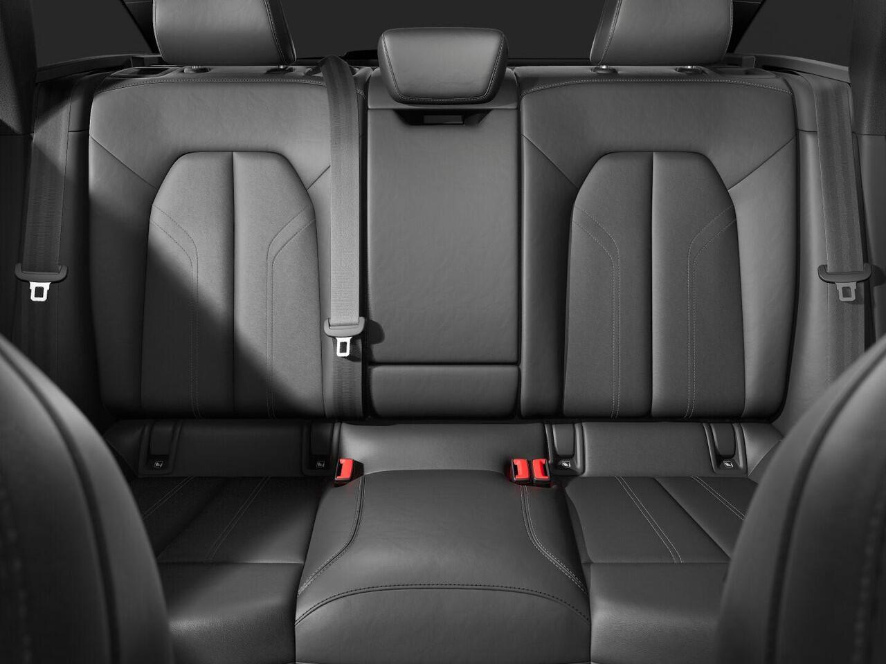 Audi A6 Avant S edition 2.0 TFSI e 299 PK | Panoramadak | Trekhaak elektrisch | Luchtvering