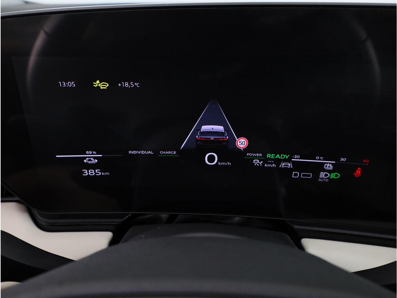 Audi A6 Avant e-tron Advanced edition performance 100 kWh 367pk | Adaptieve cruise controle | Stoelventilatie | Pack Tech Pro | Beige Leder