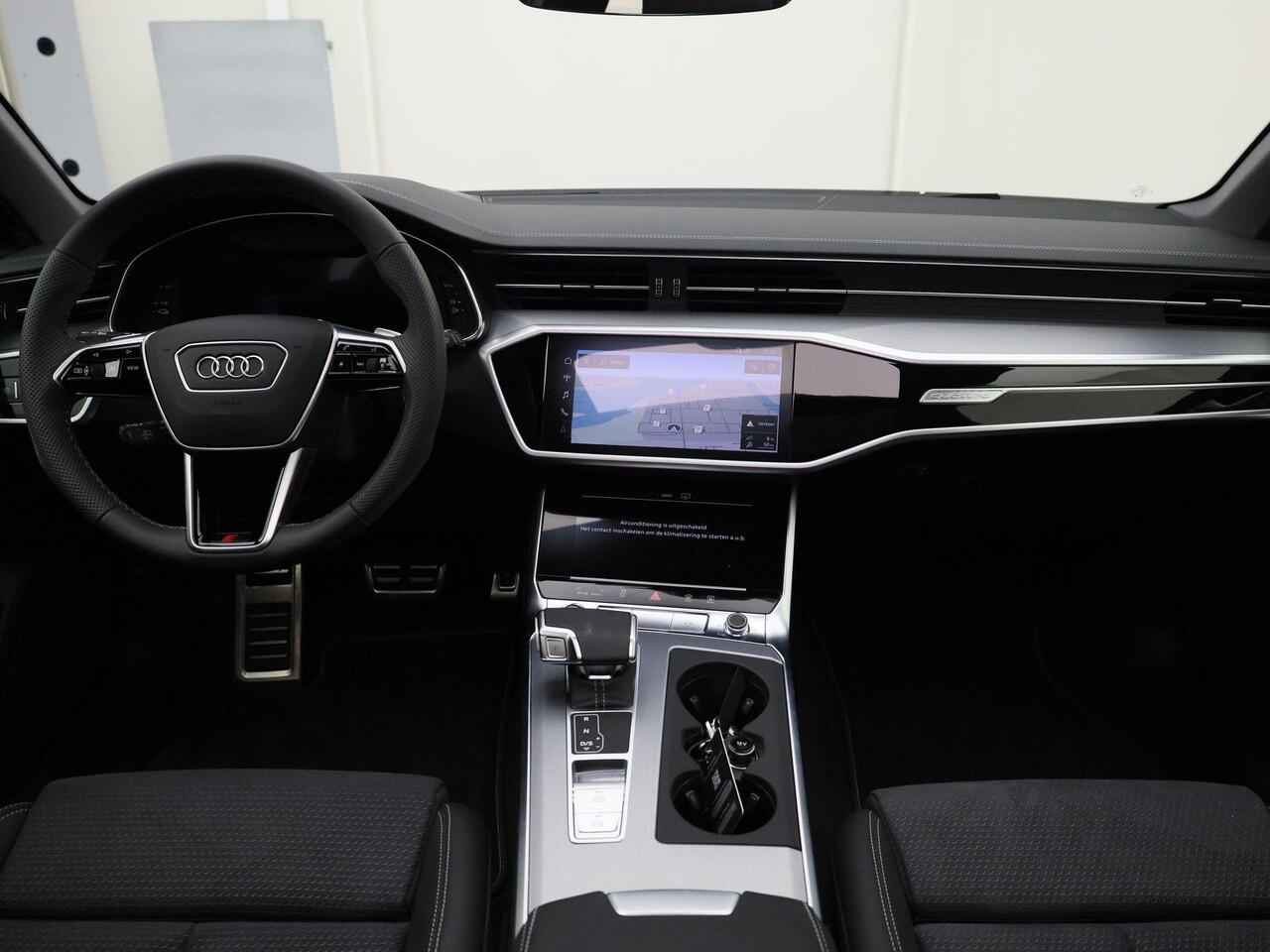 Audi A6 Avant 50 TFSIe 220kW/299PK quattro S Line · Panoramadak · Adaptive Cruise Control · Apple Car Play · Camera · Leder/Alcantara · Drive select