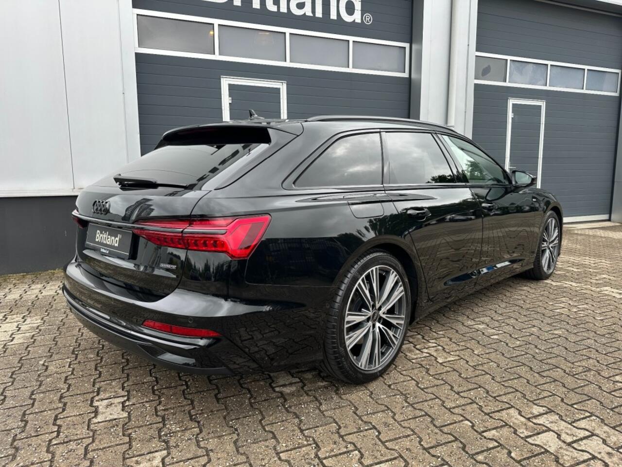 Audi A6 50 TFSI e Quattro S-Line 2025 *Pano *Adaptive *Head-up *BenO *