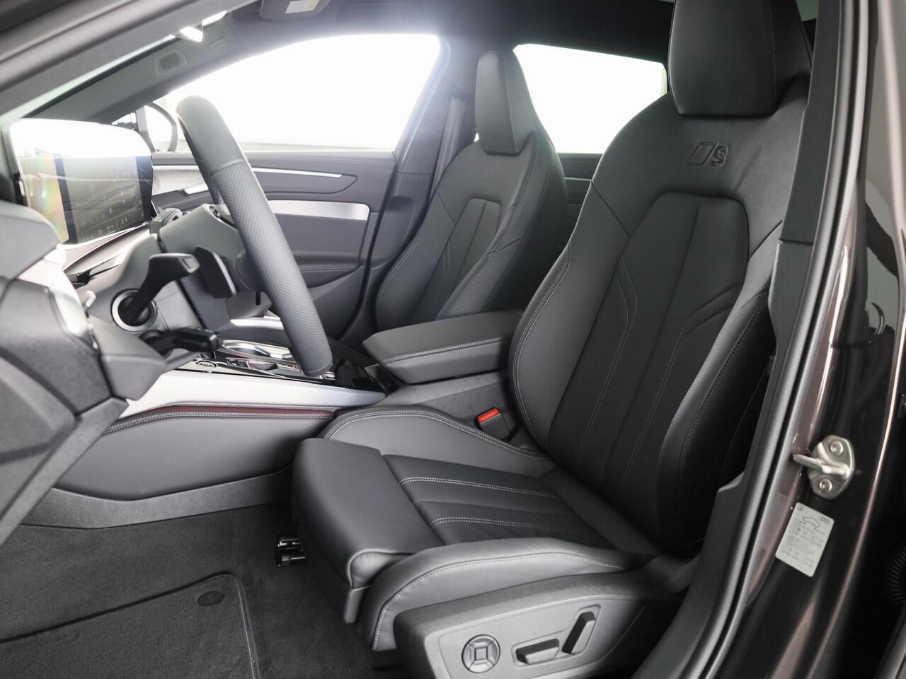 Audi A6 Avant S edition Competition e-hybrid 270 kW / 367 PK | Luchtvering | MMI experience pro | Tech plus | Panoramadak |