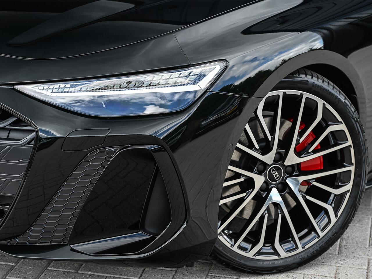 Audi A6 Avant 2.0 E-HYBRID QUATTRO S EDITION COMPETITION 270KW | PERFORMANCE S-SEATS | MIDNIGHT GREEN METALLIC | 3X S-LINE | ALCANTARA | HEAD-UP | VIRTUAL COCKPIT | 360 CAMERA | VIERWIELBESTURING | MASSAGE | B&O SOUND SYSTEM | ADAPTIVE CRUISE | PANORAMADAK | EL. 