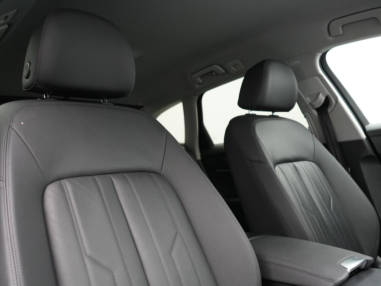 Audi A6 Avant 50 TFSI e quattro Proline Plug In Hybrid 300pk Dealer O.H PHEV | Adaptive Cruise | Camera | Keyless | Lederen Sportstoelen Verwarmd | Apple Carplay | Navigatie | Front Assist | Virtual | DAB | 19"L.M |