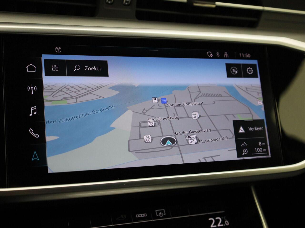 Audi A6 Avant 55 TFSIe 270kW/367PK quattro S Line · Navigatie · Apple Car Play · Camera · Trekhaak · Zwart optiek · TOPDEAL