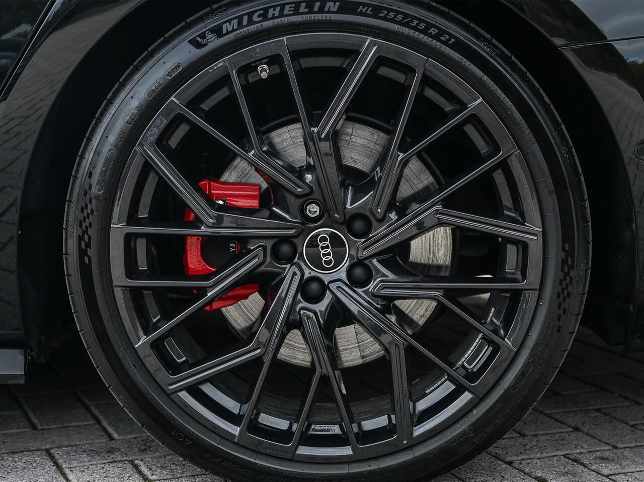 Audi A6 Avant 2.0 e-HYBRID QUATTRO S EDITION 299PK | S-SEATS | LUCHTVERING | PANORAMADAK | 360 CAMERA | EDITION ONE | B&O SOUND | HEAD-UP | 4-WHEEL STEERING | 4-ZONE CLIMATE | TECH PACK PLUS | AMBIANCE INTERIEUR | TREKHAAK | MEMORY SEATS | MMI PASSAGIERS DISPLAY 